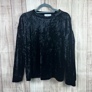 Coco & Main Luxurious Black Velvet Blouse
